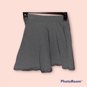 So Authentic American Heritage Skater skirt mini skirt black and white stripes